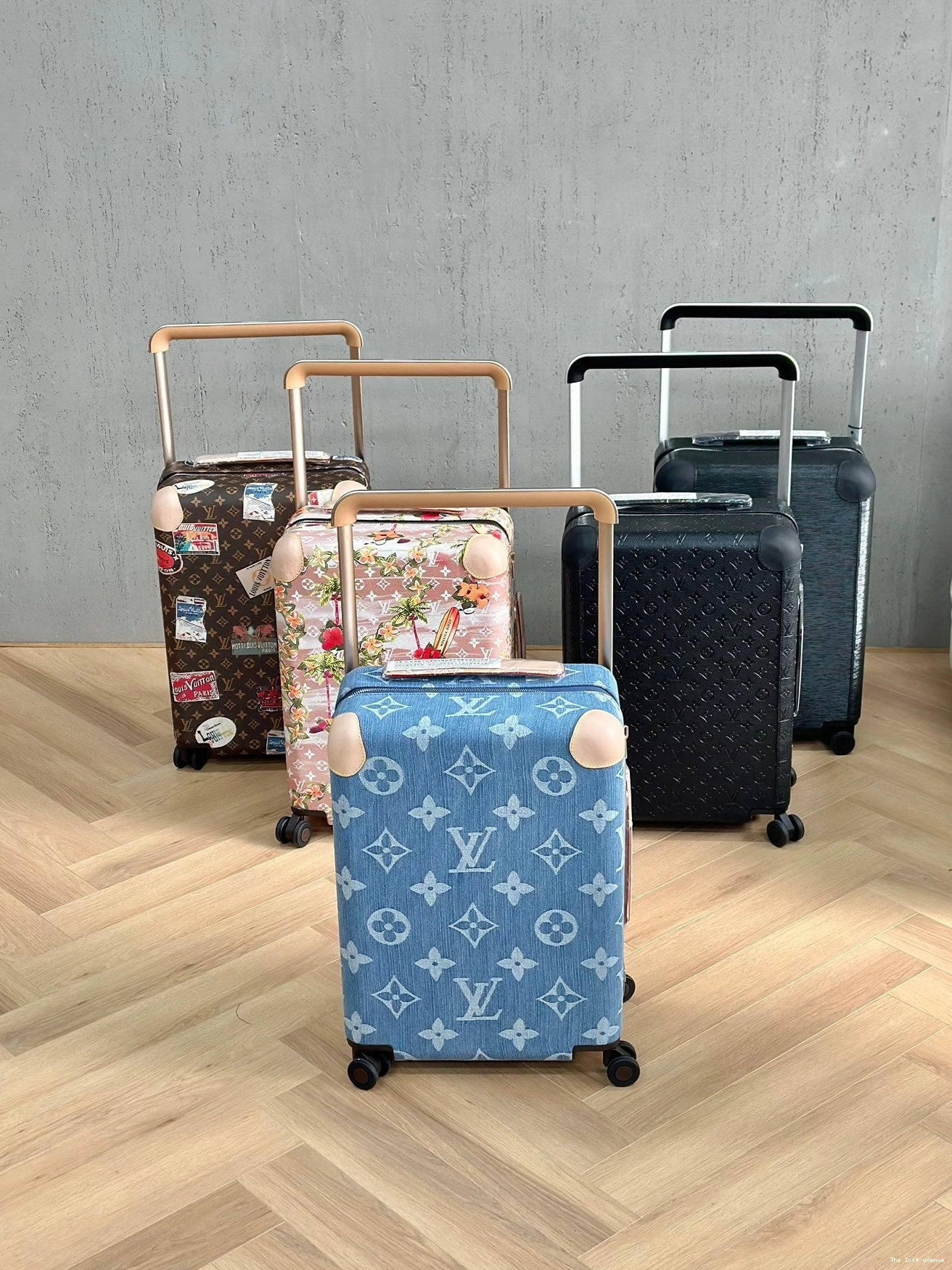 CABIN HORIZON 55 PATCHES TRAVEL CUSTOM SUITCASE 37L 0817